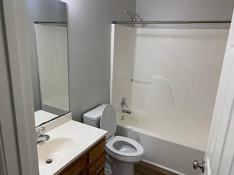 shared bath #2