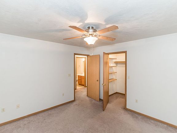 5th image of 215 Sherman Ave #215H-39
