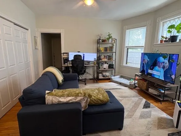 68 Roseland St #1, Cambridge, MA 02140