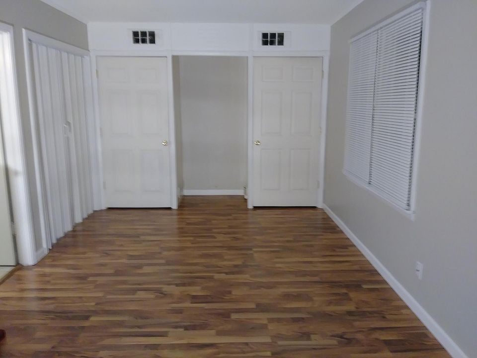 1st image of 247 1/2 S Blaine Ave