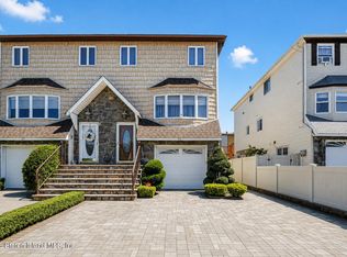 25 Furness Pl, Staten Island, NY 10314
