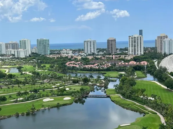 19501 W Country Club Dr APT Ts-03, Miami, FL 33180