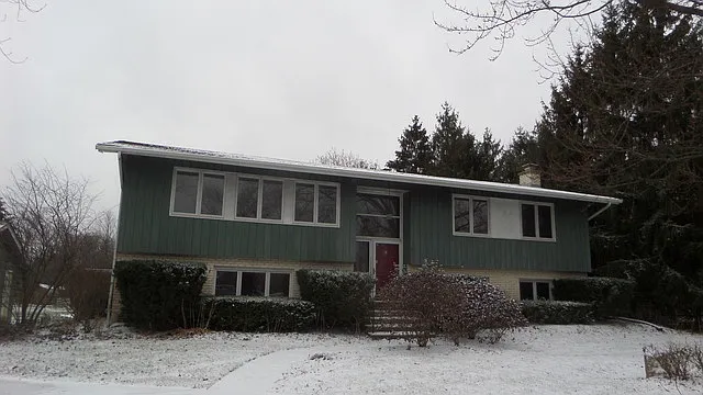 4N558 Chatham Ct photo 1