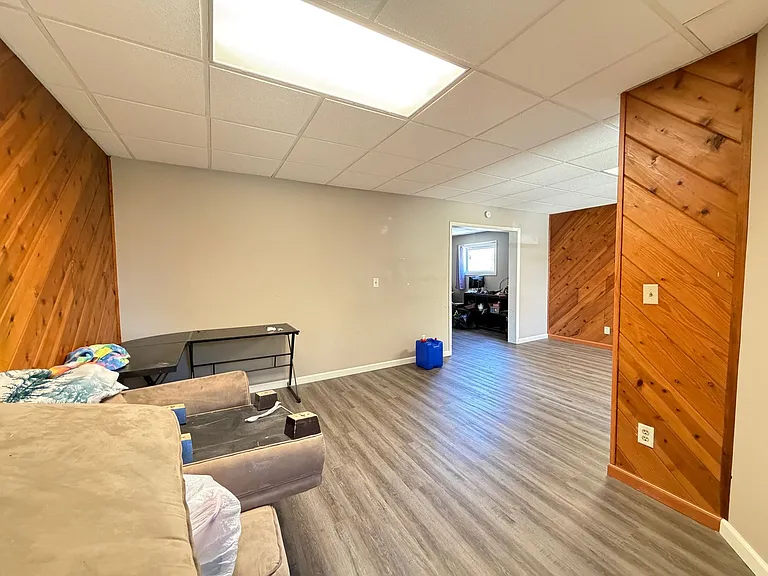 1701 Baxter Ave — Photo 7
