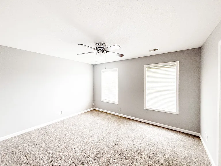 2604 Sugarhill Ct — Photo 10