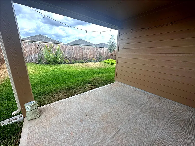 7072 Silverleaf Oak St — Photo 16