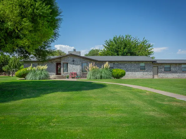 2708 Quarter Horse Dr, Artesia, NM 88210