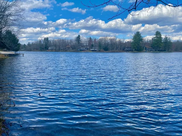 0 King Richard Dr, Becket, MA 01223