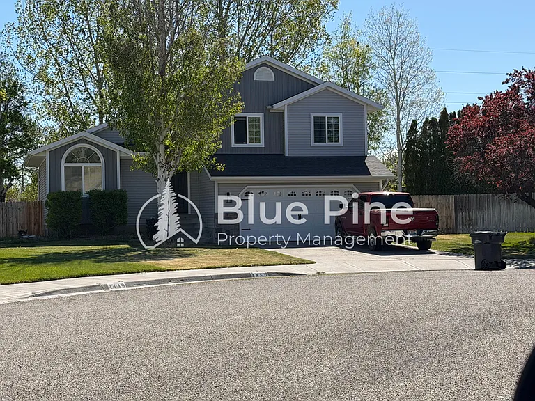 1455 Fox Ct — Photo 1