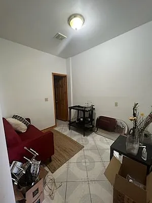 Rented by Apple Exclusive Realty Inc | media 41