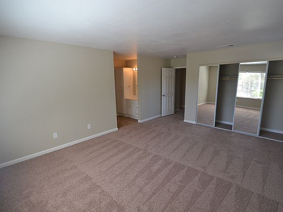 4th image of 3514 Sagehen Way