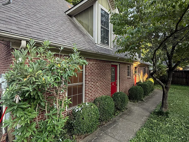 113 Woodlawn Dr #A — Photo 2