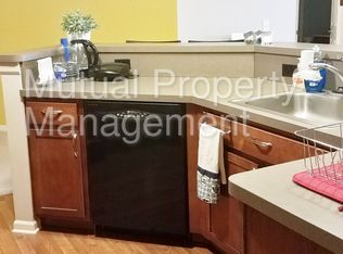 40473 Blythefield Ln, Canton, MI 48188