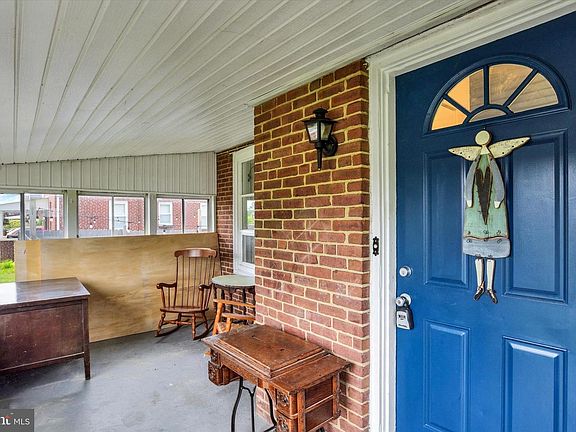 4th image of 4712 Ruth Ann St