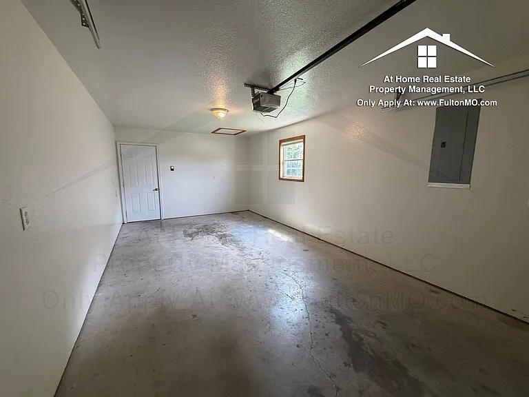 1902 Dunham Dr — Photo 28