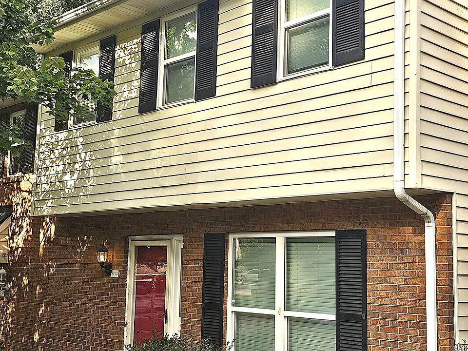 2270 Newport Lndg