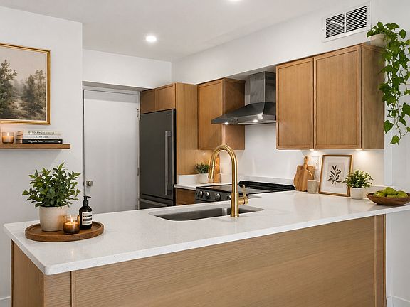 Kitchen - Virtual Staging