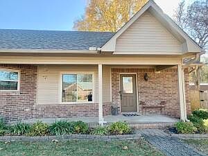 4th image of 1111 Ashwood Dr