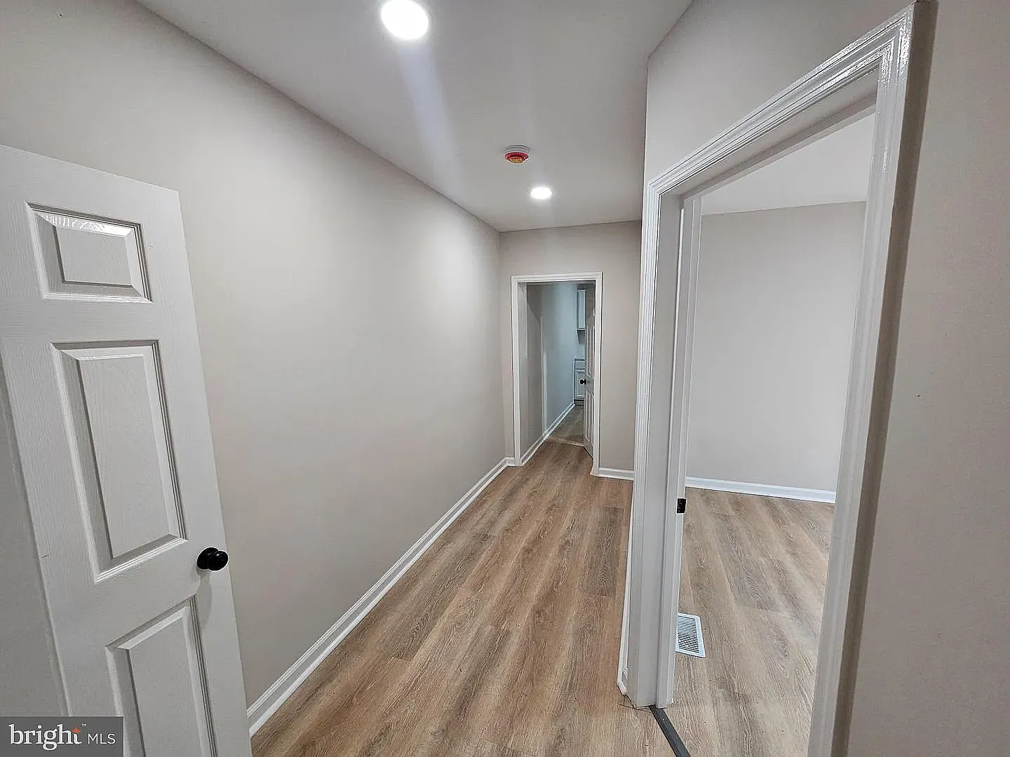 2 bed, $1,900 — Photo 3