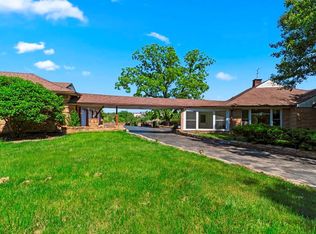 1824 Topping Rd, Saint Louis, MO 63131