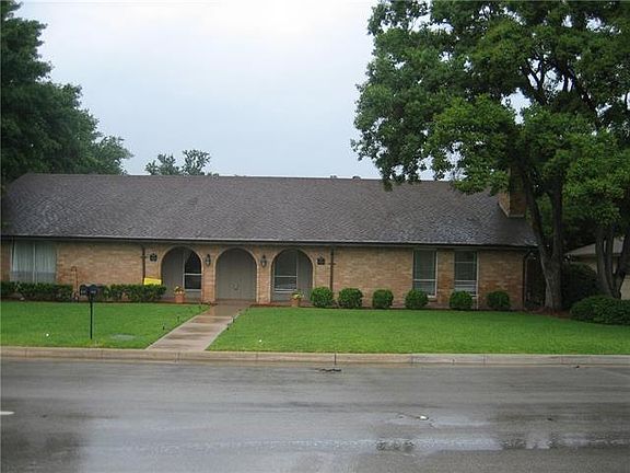 3rd image of 4912 Arborlawn Dr