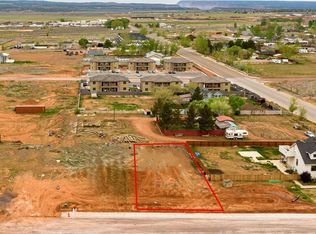 425 S Pioneer St #B, Colorado City, AZ 86021
