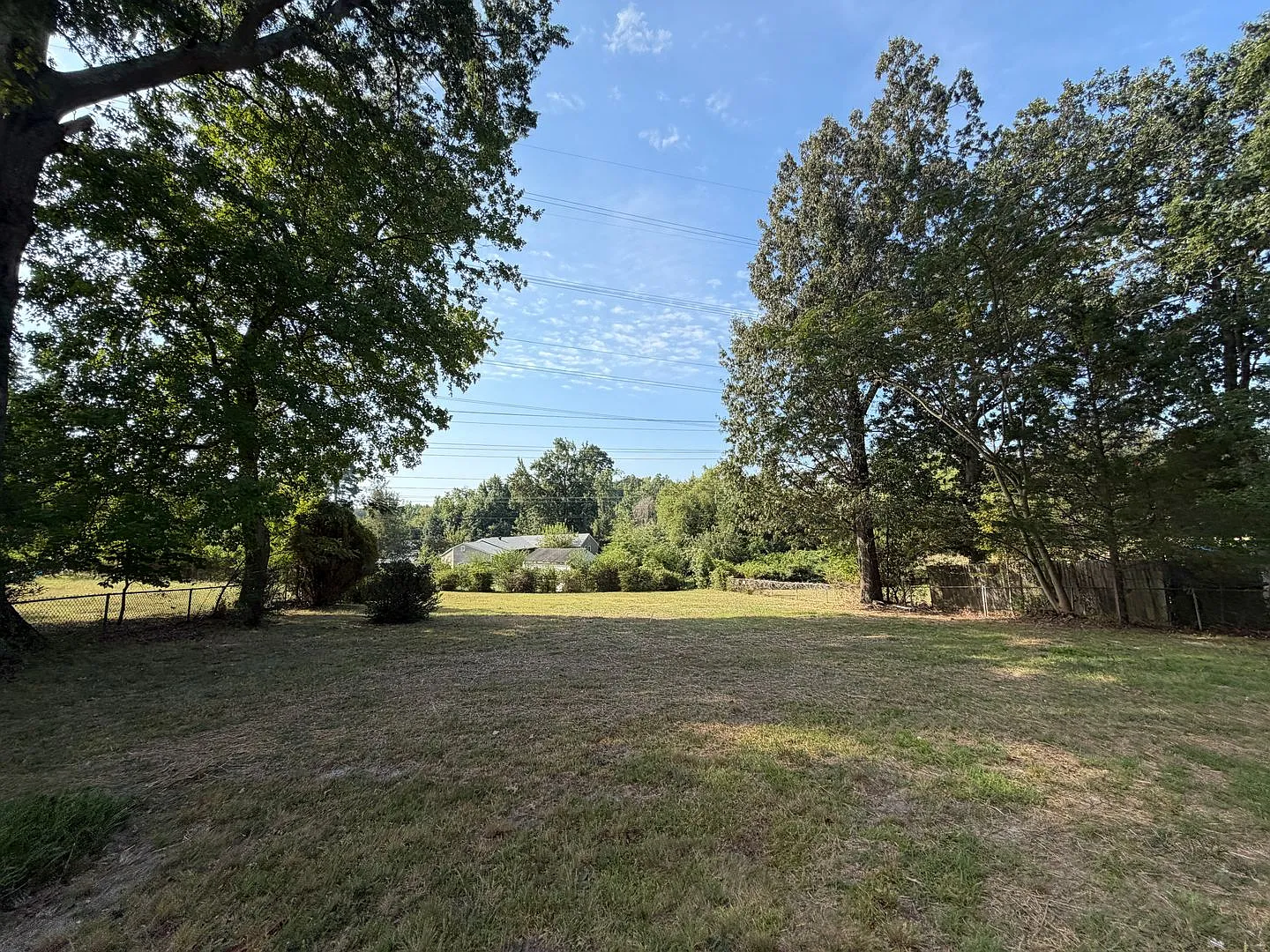 3-bedroom 1 full bath ranch style home w/ carport — Photo 2