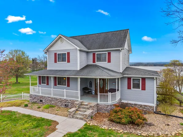 1109 Lake Ridge Dr, Dandridge, TN 37725