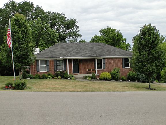 2nd image of 305 Faye Ct