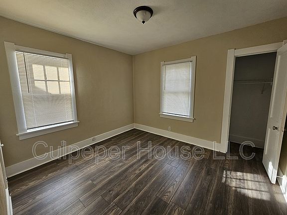 4th image of 1046 Slater St