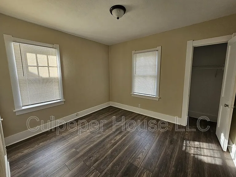 1046 Slater St — Photo 4