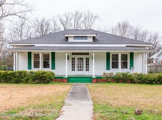 405 Coleman St, Como, MS 38619
