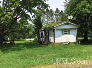 142 Kronberg Rd #3.5-ACS, Wakefield, MI 49968