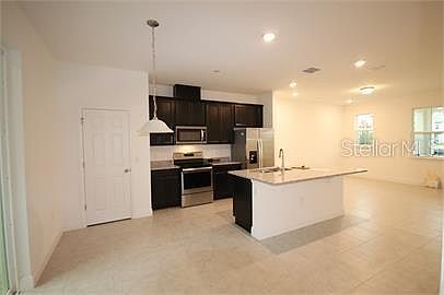 5th image of 9732 Emerald Berry Dr