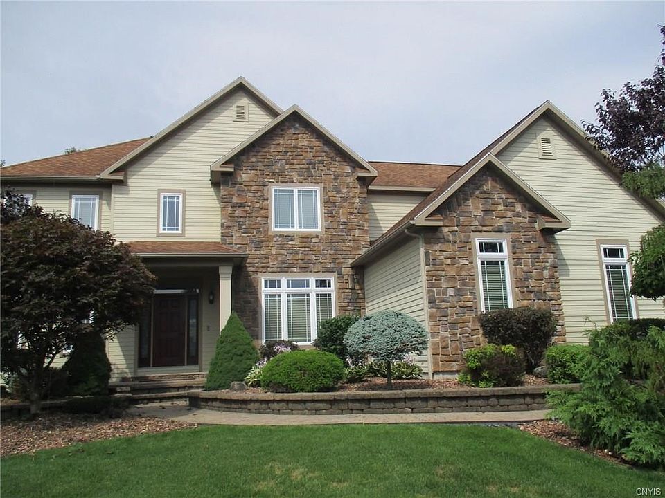 1st image of 8831 Wedgefield Ln