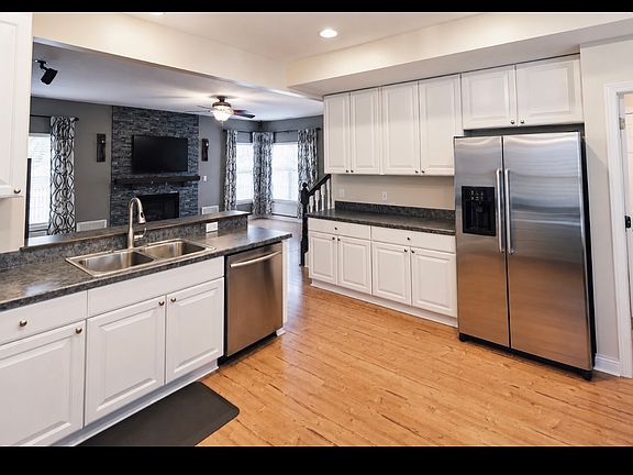 5th image of 6168 New Albany Rd W