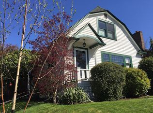 1902 44th Ave SW, Seattle, WA 98116