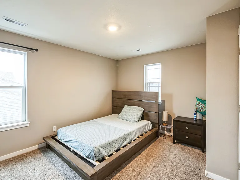 833 Vixen Dr — Photo 24