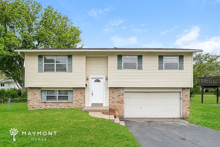 1st image of 17 Cedar Park Dr