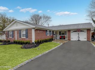 174 Idlebrook Ln, Aberdeen, NJ 07747