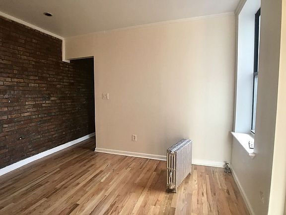3rd image of 101 W 143rd St APT 8