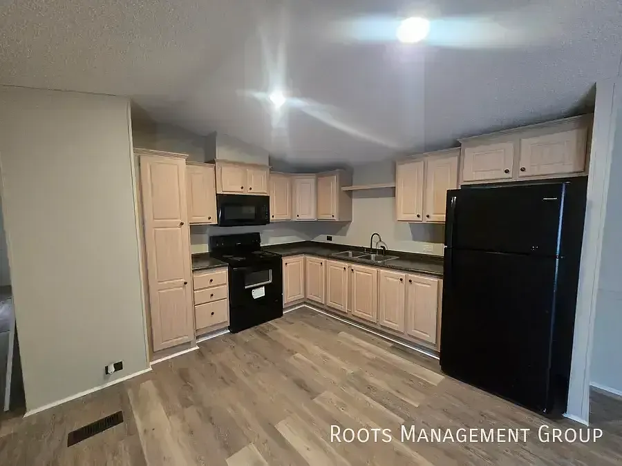 3 Bed 2 Bath Home Available for Lease at Shady Acres MH & RV Resort - Apply Now! — Photo 3