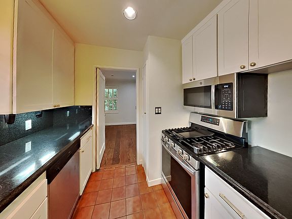 5th image of 6224 Chelton Dr