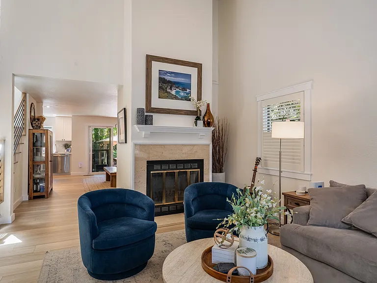 70 Mariani Ct — Photo 10