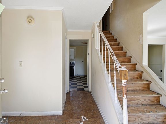 3rd image of 5452 Forest Path Ct