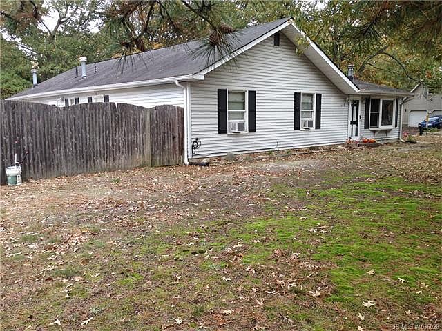 2nd image of 618 Beach Blvd