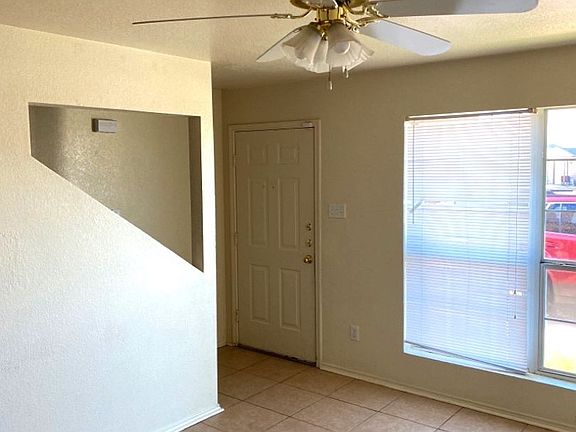 5th image of 4204 Alan Kent Dr APT A