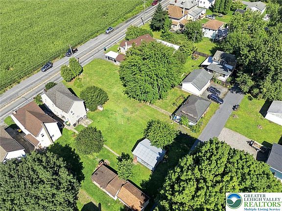5th image of 41 Friedensthal Ave