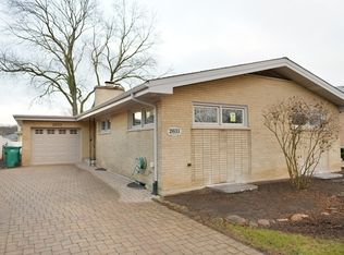 2631 Sunnyside Ave, Westchester, IL