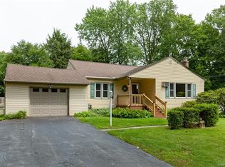 61 Spring Rd, Poughkeepsie, NY 12601